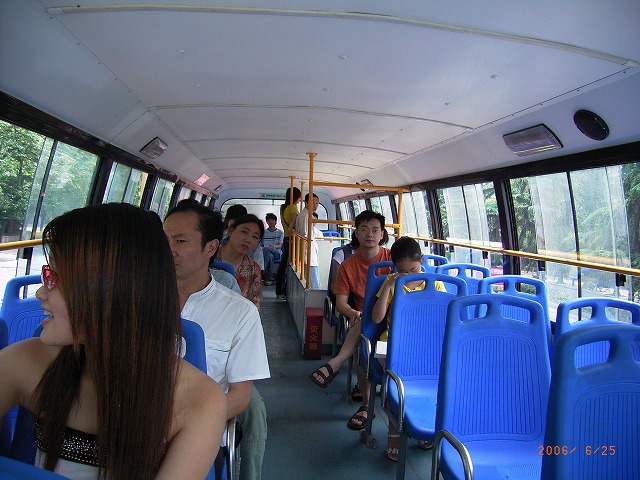 060625二階建てバス 002