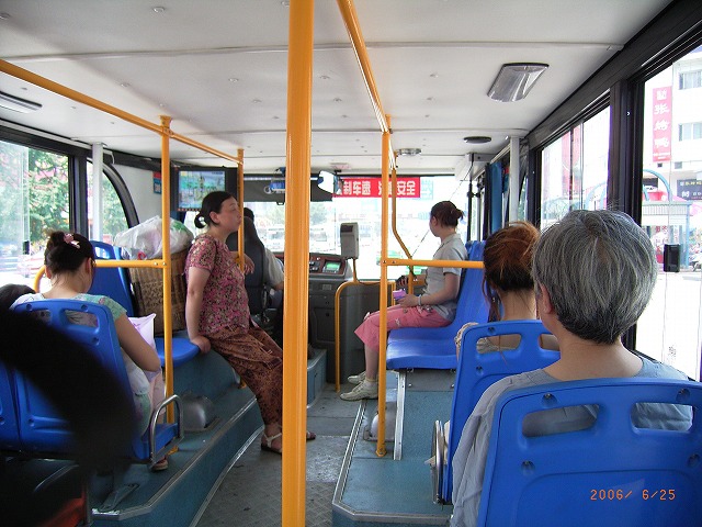 060625二階建てバス004