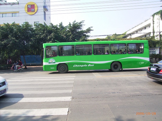 061028成都市バス 005